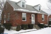 2907 Diamond St.