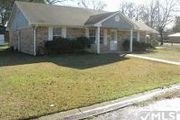 104 Dogwood St.