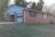 1019 E. Queen St.