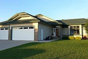 1933 E. Rose Creek Pkwy