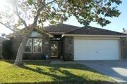 1023 Forest Oak