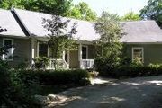 584 Green Bay Rd.