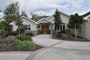 748 Hines Ct.