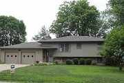445 Iowa St.