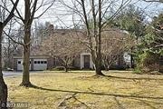 7506 Lairds Way