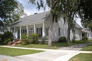 211 Main St.