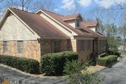 910 Mayes Way