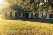 372 N. Fm 105
