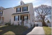 1910 Oak Leaf Ln.