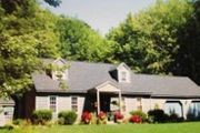 74 Olde Maple Ave.