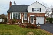 423 Park Ln.