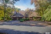 303 Pepperidge Lake Rd.