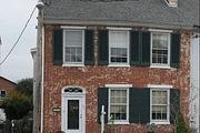 27 Potomac St. East