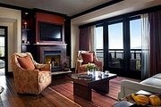 13051 Ritz Carlton Highlands Ct.