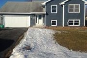 201 S.W. Tamarack Hollow