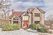 206 Woodbury Ct.